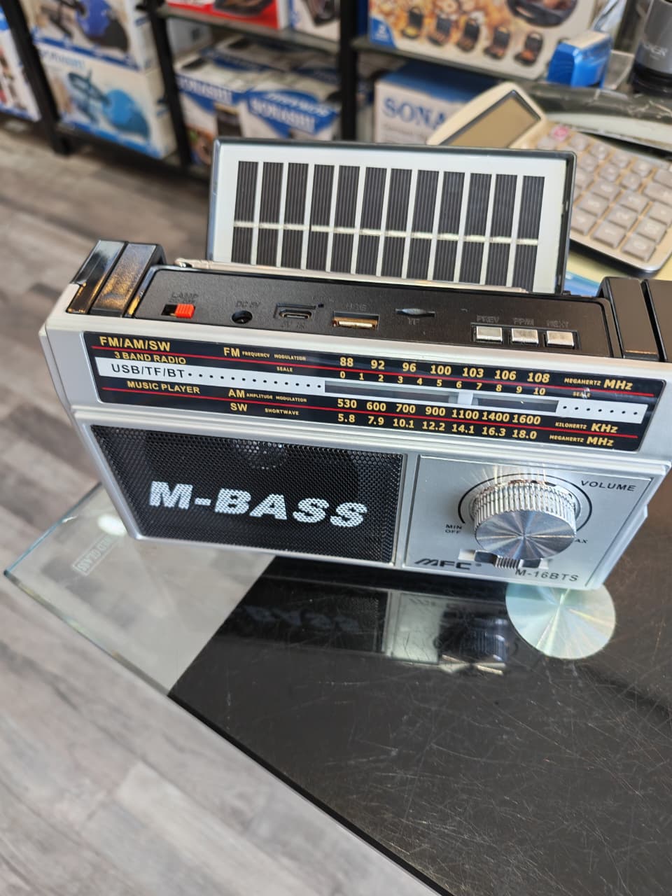 راديو يعمل على طاقة شمسية و كهربائي و على بطارية و فيه سماعة بلوتوث - الصورة 2