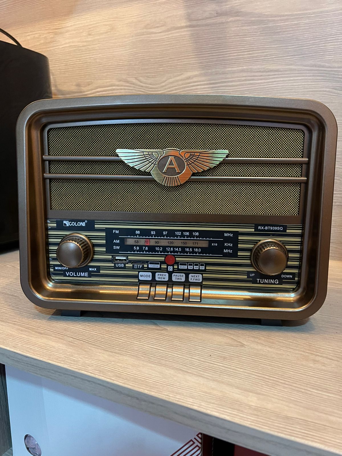 راديو يعمل على طاقة شمسية و كهربائي و على بطارية و سماعة بلوتوث مع ريموت كنترول الحجم الكبير - الصورة 6