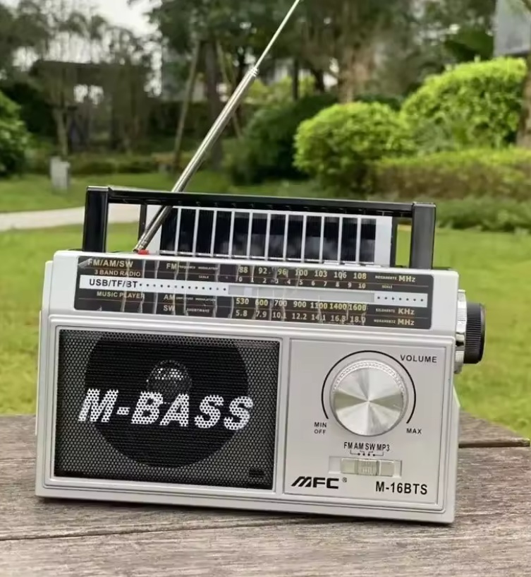 راديو يعمل على طاقة شمسية و كهربائي و على بطارية و فيه سماعة بلوتوث - الصورة 5